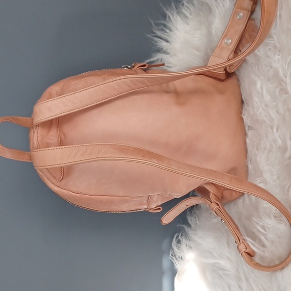 BAGGU  Milled Lrarher Backpack main image 10